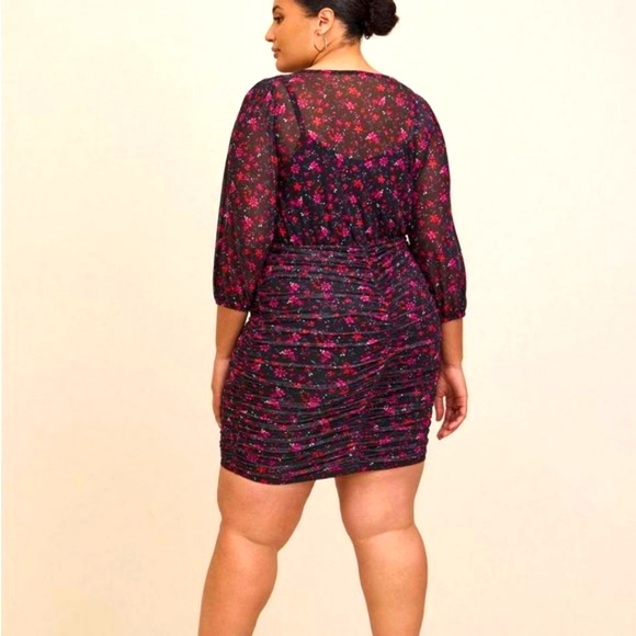 ❤️NWT VINTAGE TORRID MESH BUTTON RUCHED MINI DRESS - FLORAL PRINT - SIZE 4X - Picture 3 of 12